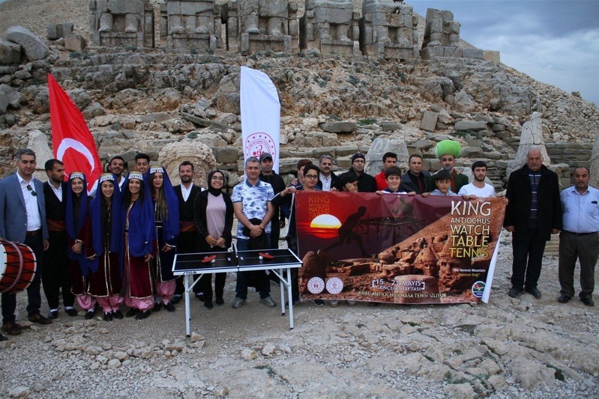 Nemrut Dağı\'nda Sportif Etkinlik