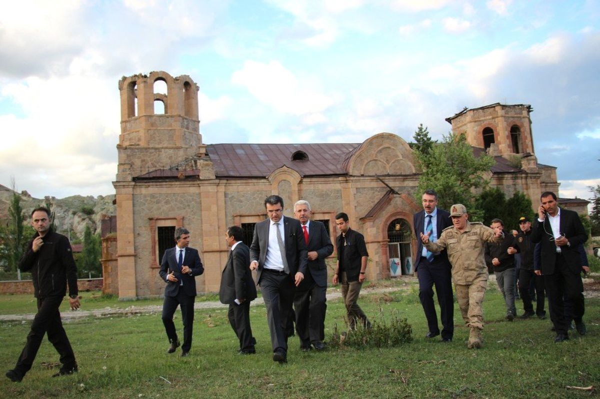 Oltu\'ya İki Önemli Proje