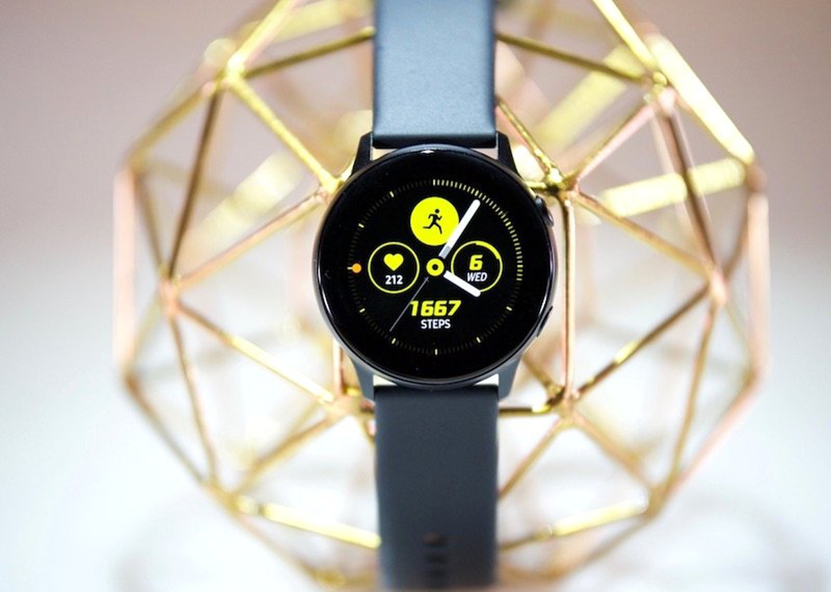 Samsung Eski Akıllı Saatlerine Galaxy Watch Active Özellikleri Getirdi