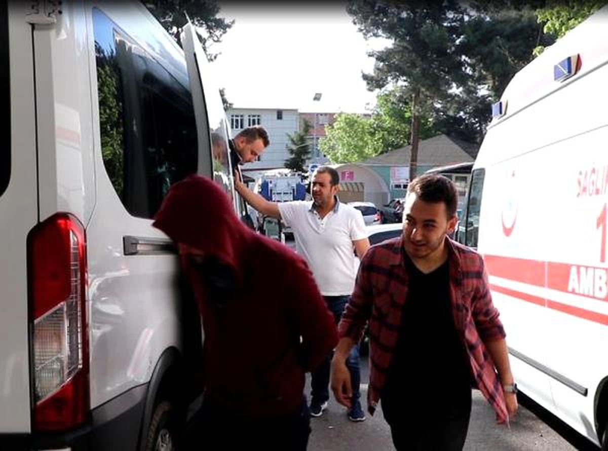 Tekirdağ\'daki Suç Örgütü Operasyonunda 4\'ü Polis 10 Kişi Tutuklandı