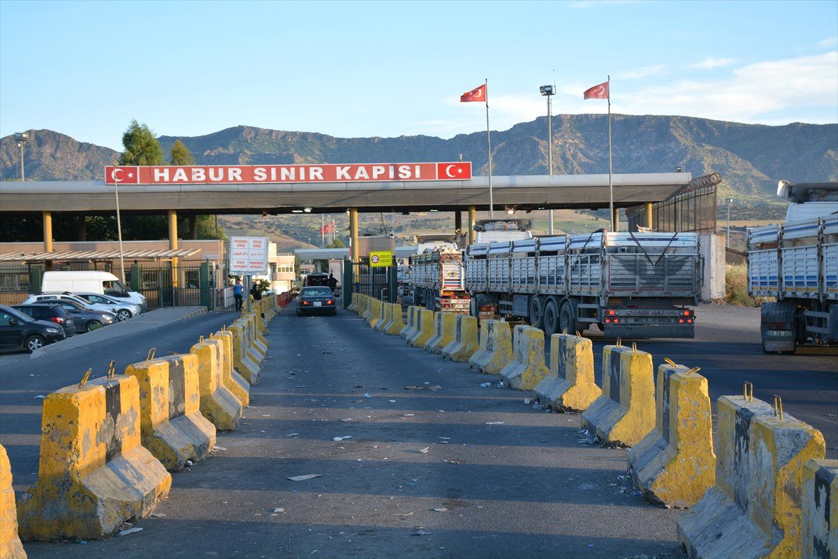 Tır Şoförlerinden Sınırda İftar