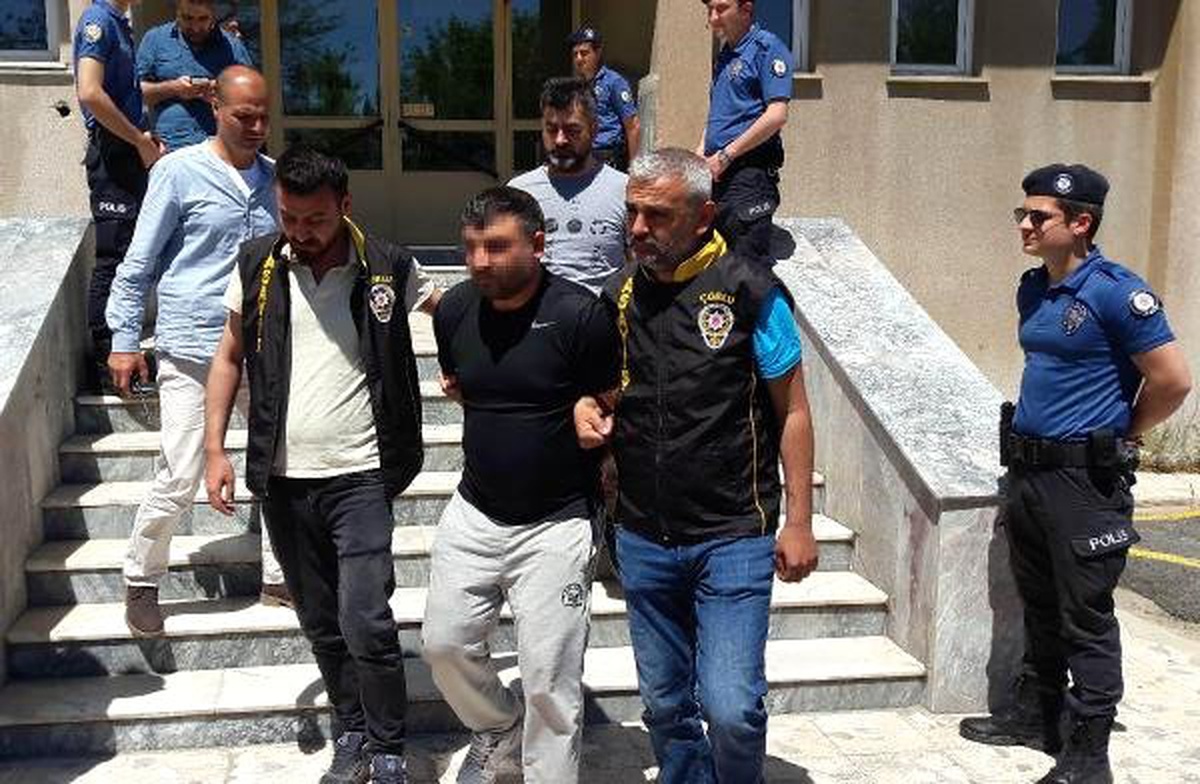 3 polise otomobille çarpıp yaralayan şüpheli yakalandı