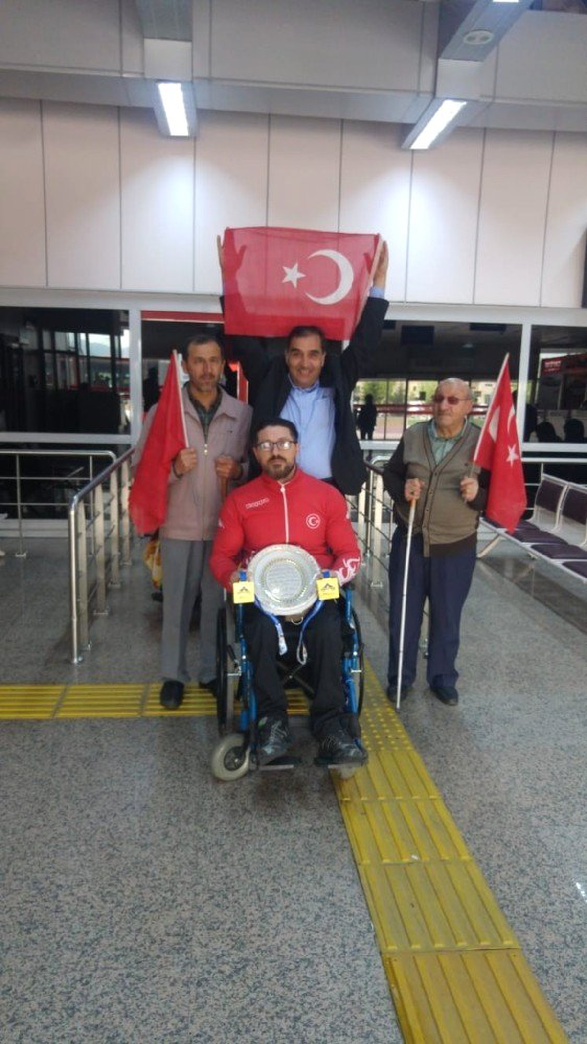 Avrupa şampiyonunu nazar ayeti ile karşıladılar