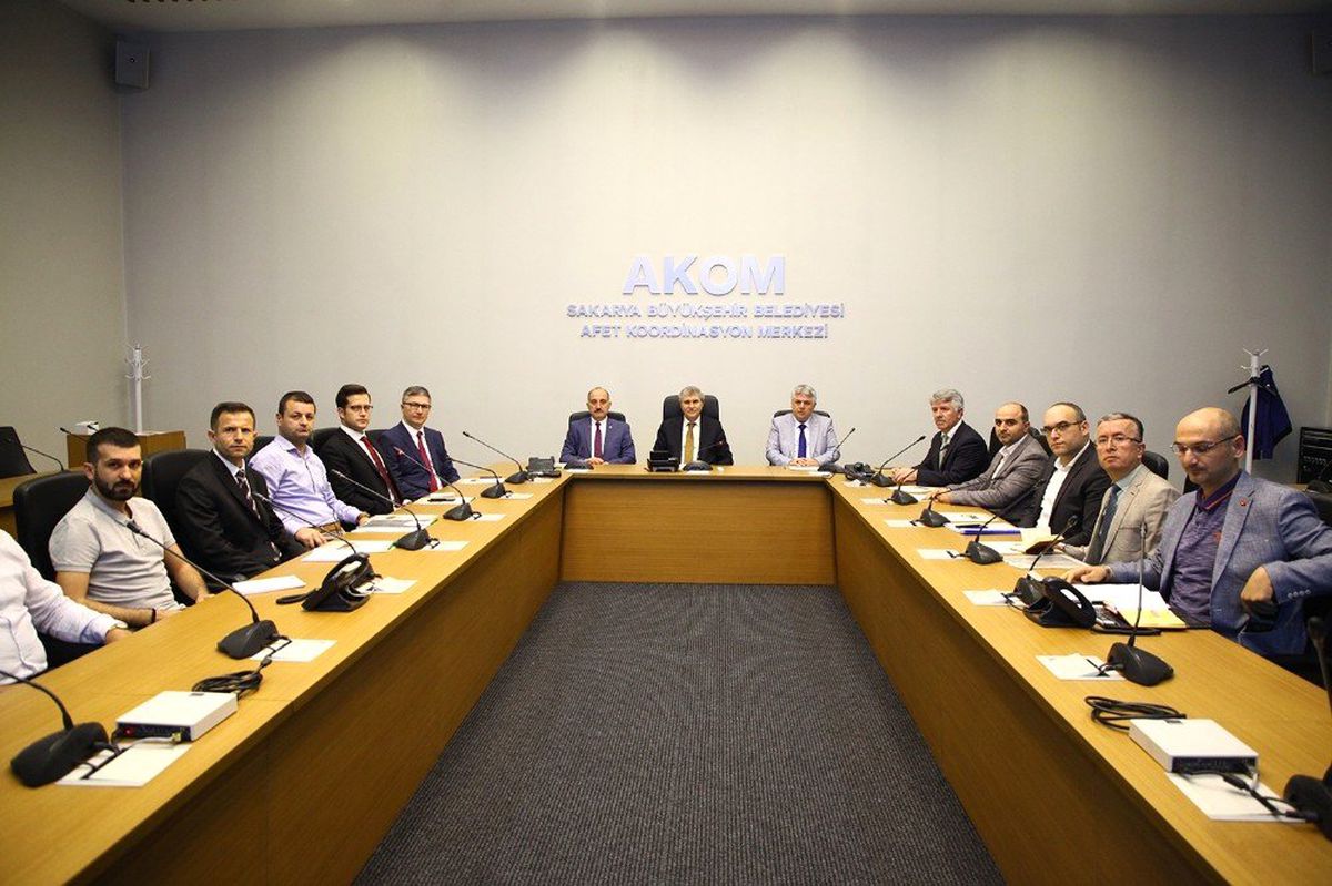 Başkan Yüce, Akom\'da Başkan Kılıç ve Heyeti ile Bir Araya Geldi