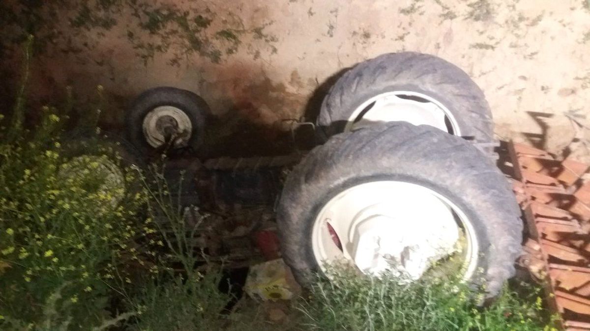 Başkent\'te Traktör Şarampole Uçtu: 1 Ölü