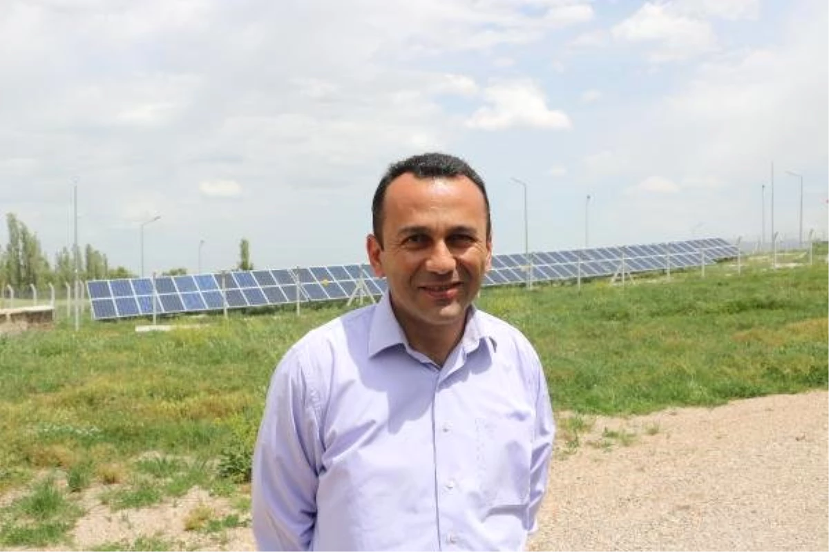 Belediye Güneşten Elektriğini Üretti, 10 Ayda 300 Bin Lira Kazandı