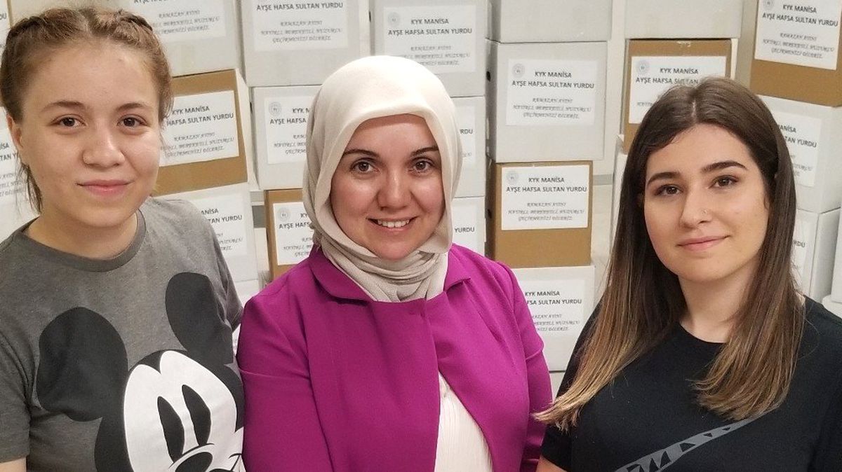 Cep Harçlıklarıyla İhtiyaç Sahiplerine Destek Oldular