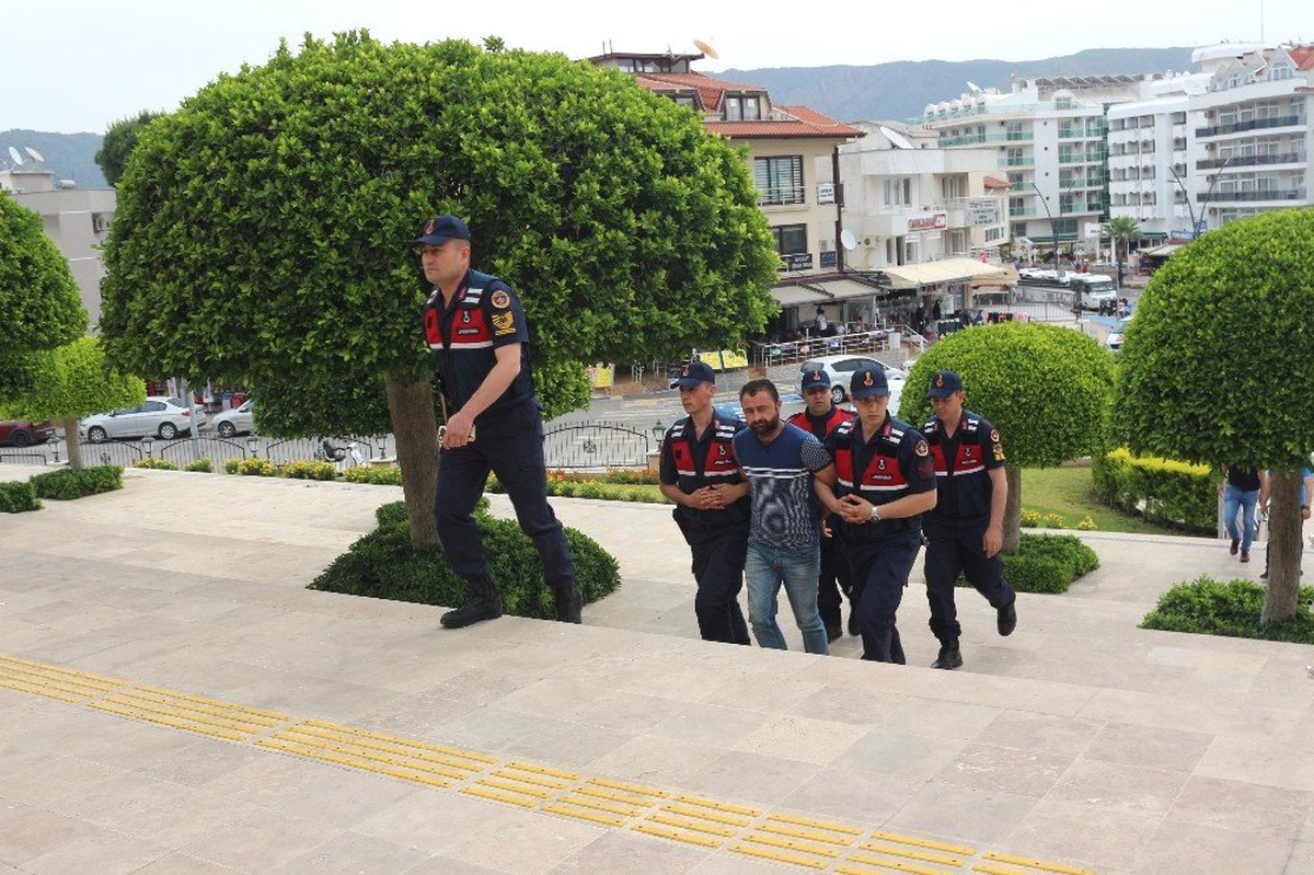 Cezaevi Firarisi Suç Makinesi Zanlı Jandarmadan Kaçamadı