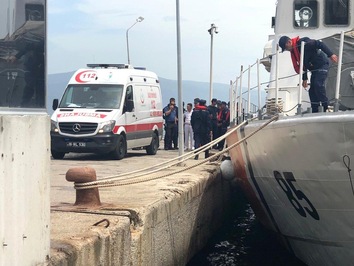 Denizde Facia...fırtına Çıkınca Yüzerek Yardım İstemeye Gitti Cesedi Bulundu