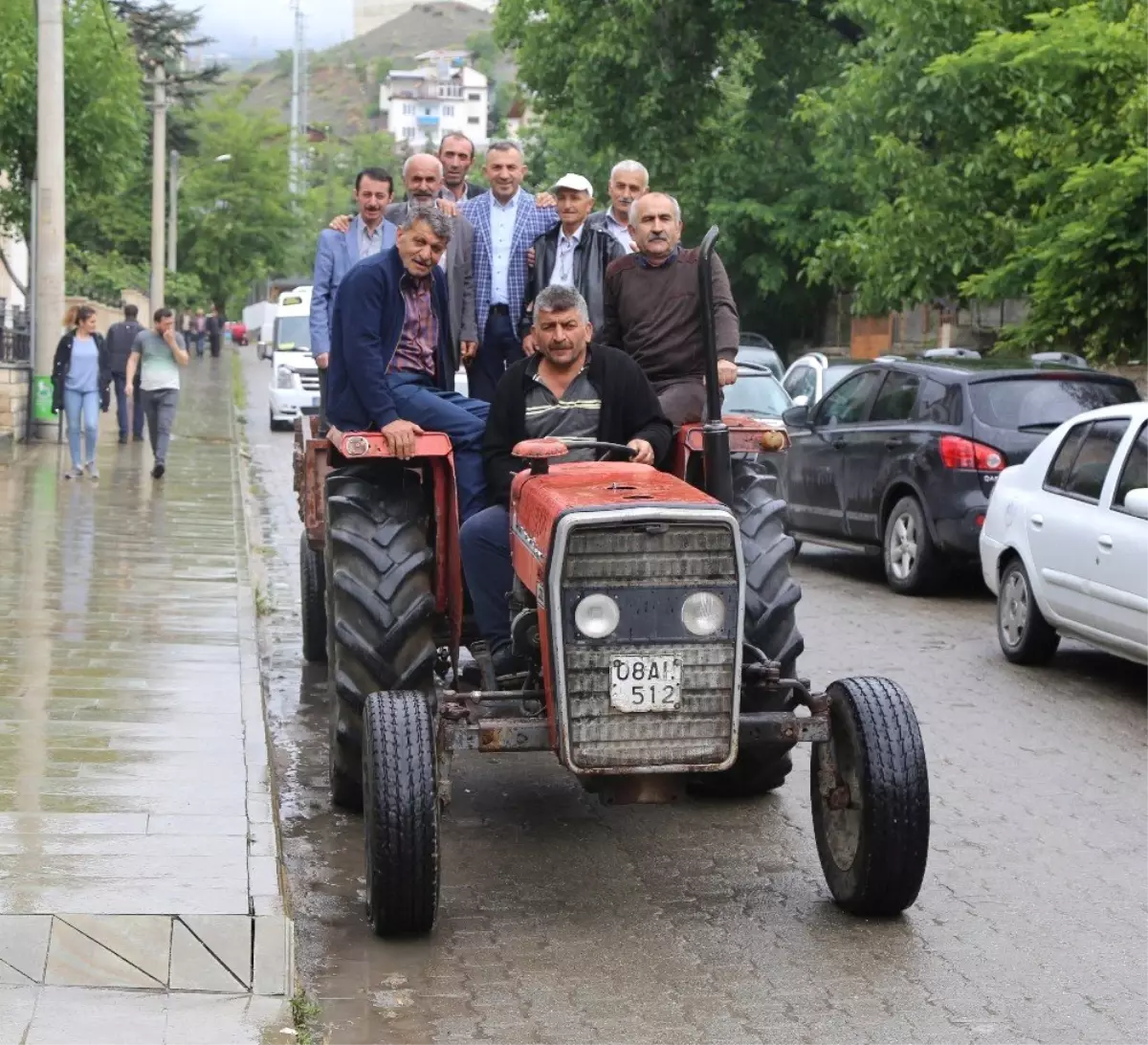 Ekrem İmamoğlu\'na 20 TL\'lik bağış kampanyasına Artvin\'de büyük ilgi