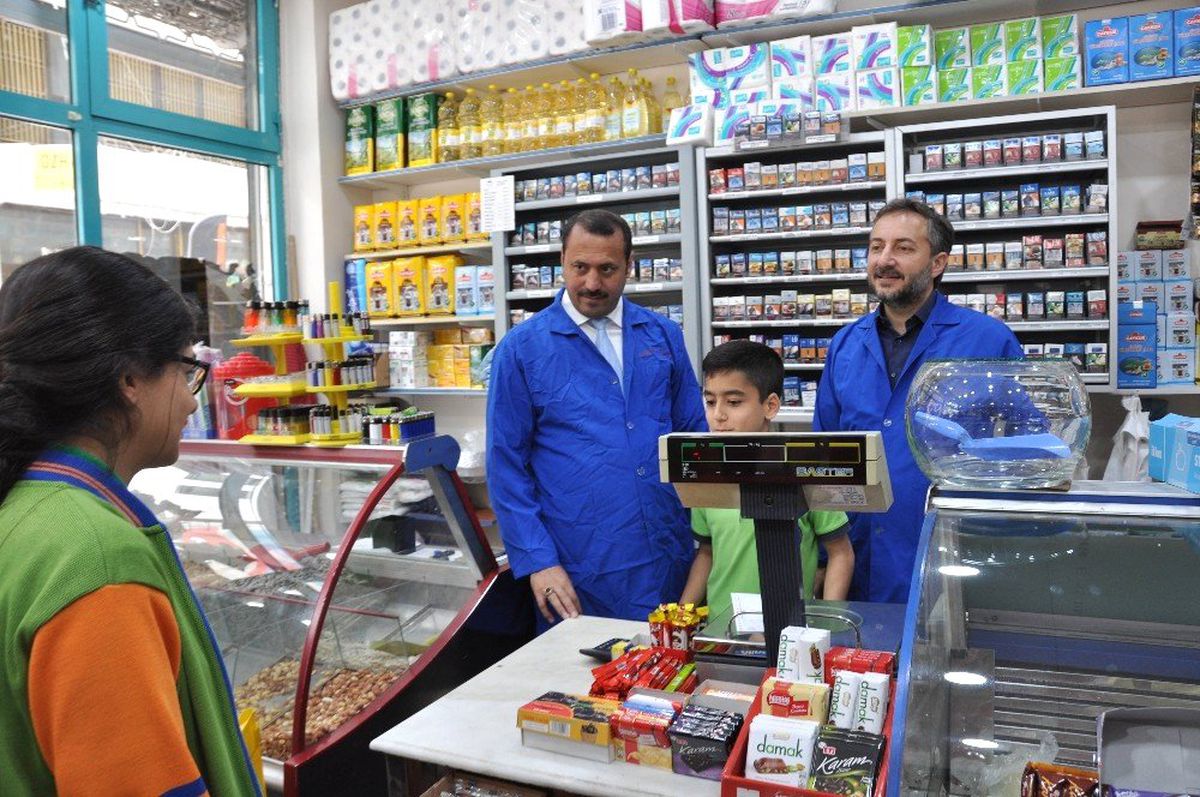 Elazığ\'da "Bakkalımıza Bakakalma" projesi