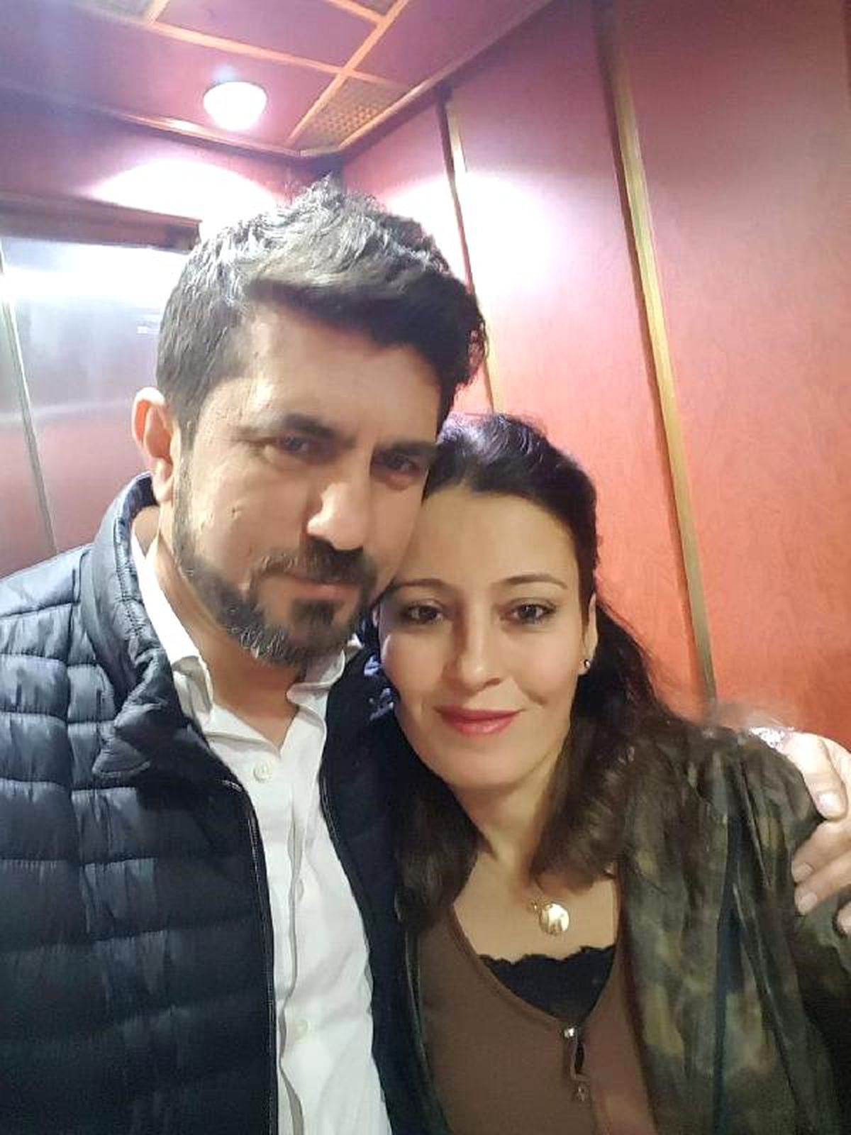 Fırtınada mahsur kaldıkları bottan denize atlayan koca öldü, eşi kurtarıldı