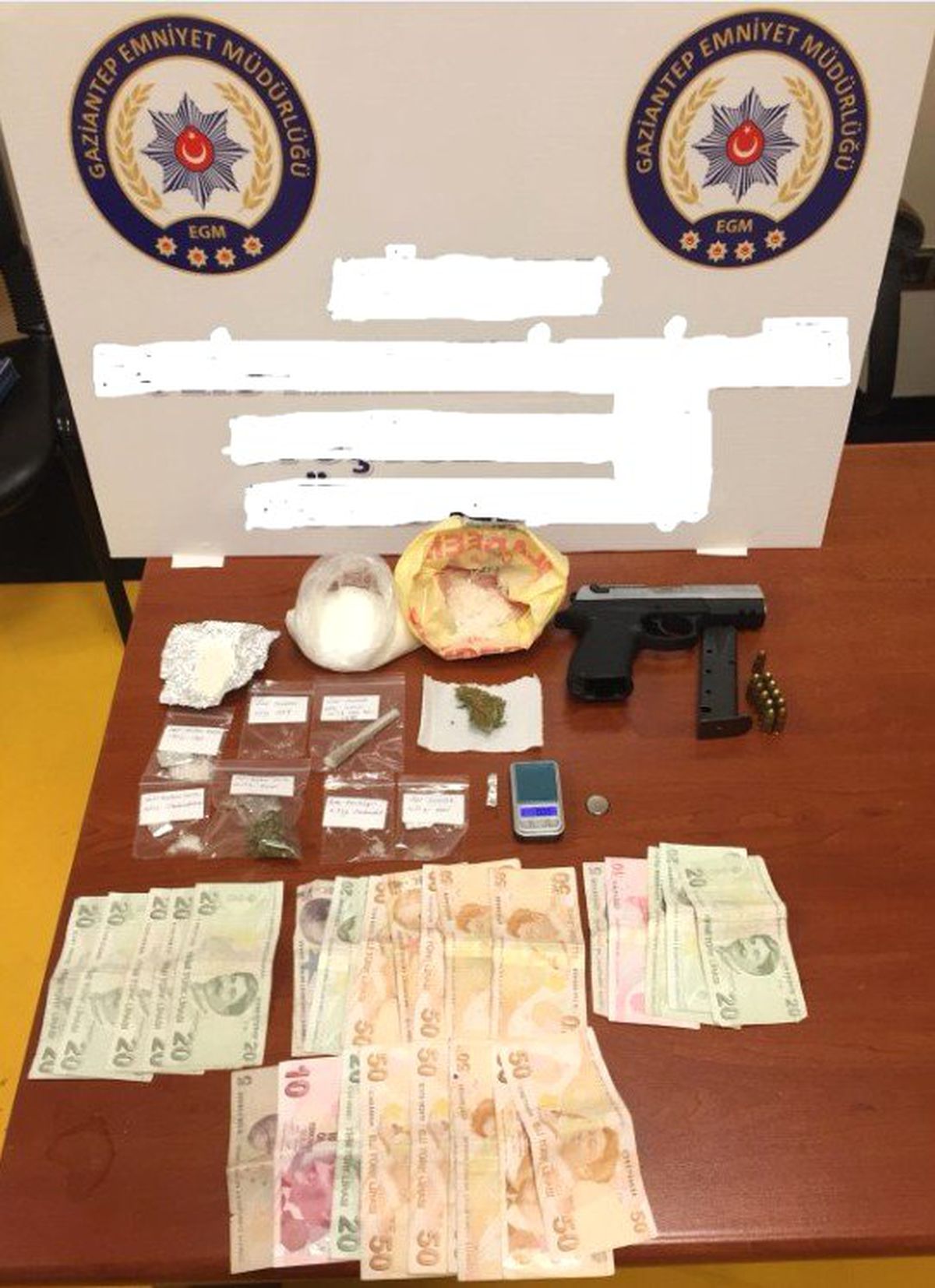 Gaziantep\'te uyuşturucu operasyonlarında 8 gözaltı