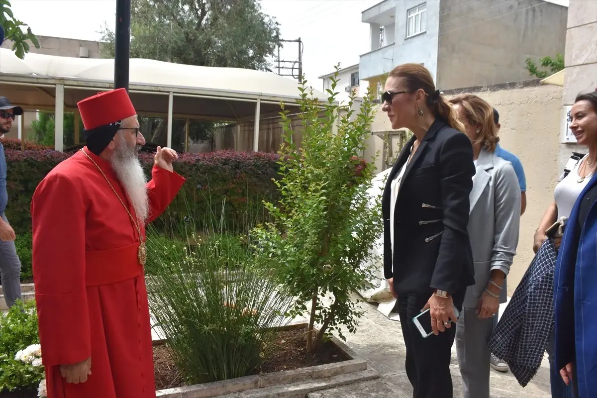 Her Şehri ünlüsüyle Geziyoruz" Projesi