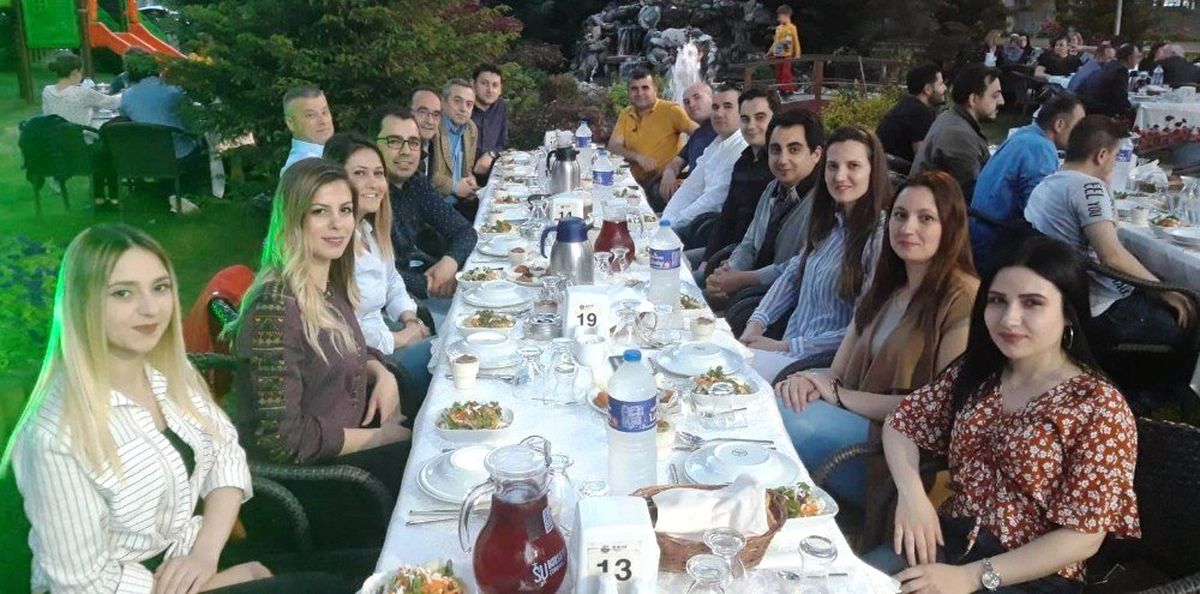 Kardelen Ailesi İftarda Buluştu