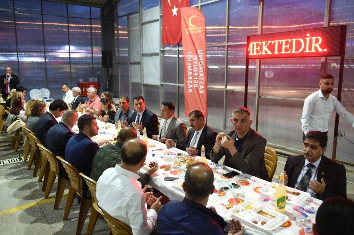 Kastamonu Belediyesi\'nden 7 bin kişiye iftar