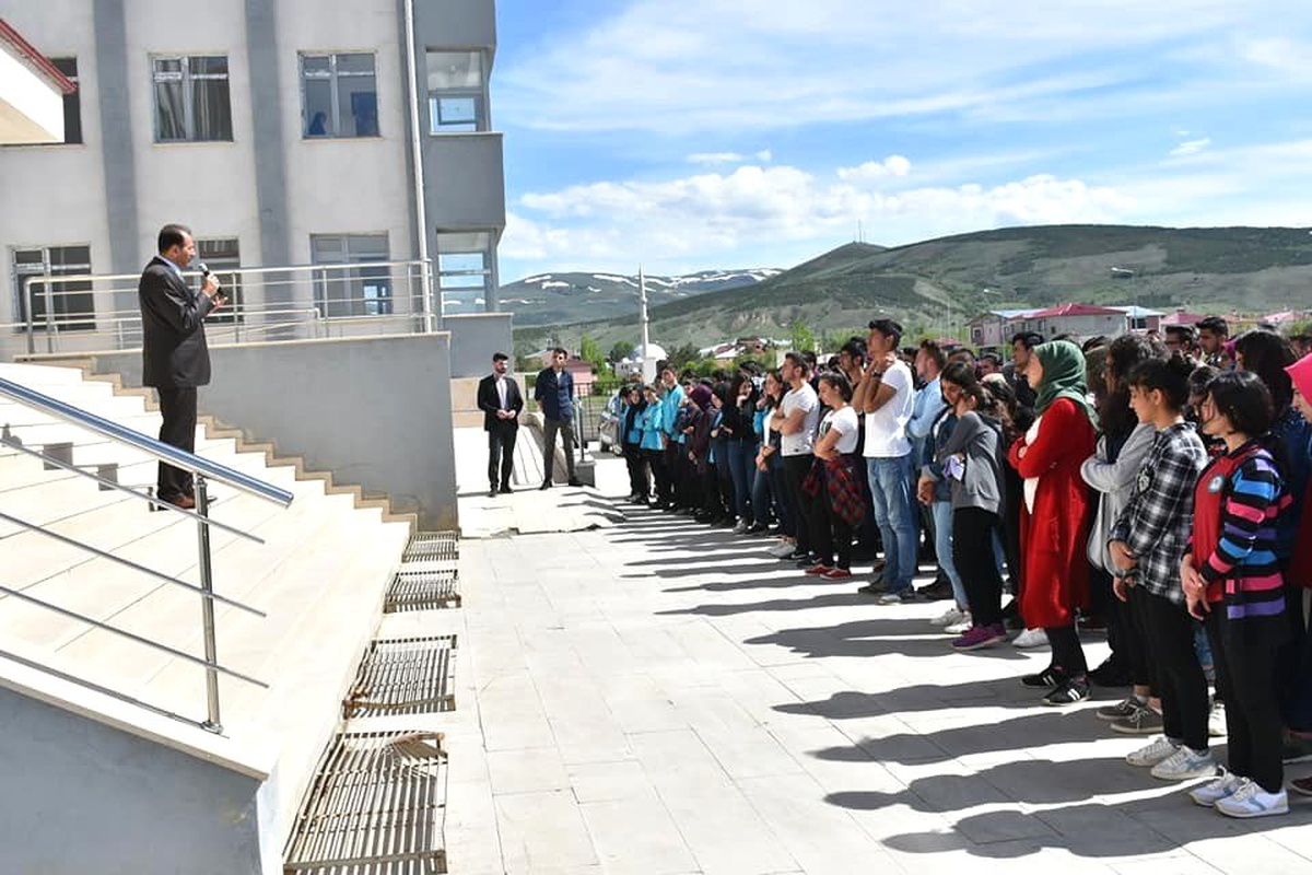 Milli Eğitim Müdürü Aziz Gün\'den İlçe Ziyaretleri