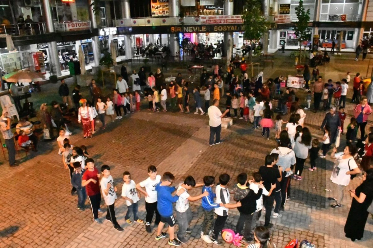 Ramazan Eğlenceleri Çocuklarla Buluşmaya Devam Ediyor