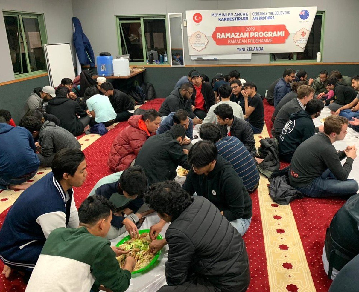 Tdv\'den Yeni Zelanda\'da 51 Müslüman\'ın Şehit Edildiği Şehirde İftar