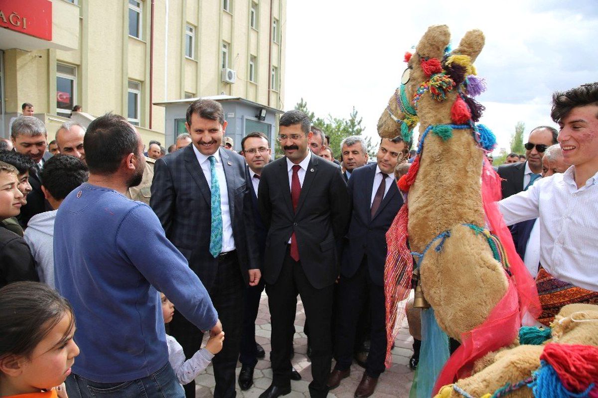 Valiye Develi Karşılama