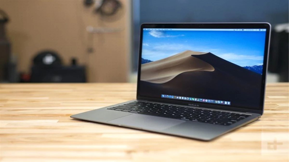 Yeni 8 Çekirdekli MacBook Pro\'nun Benchmark Sonuçları Ortaya Çıktı