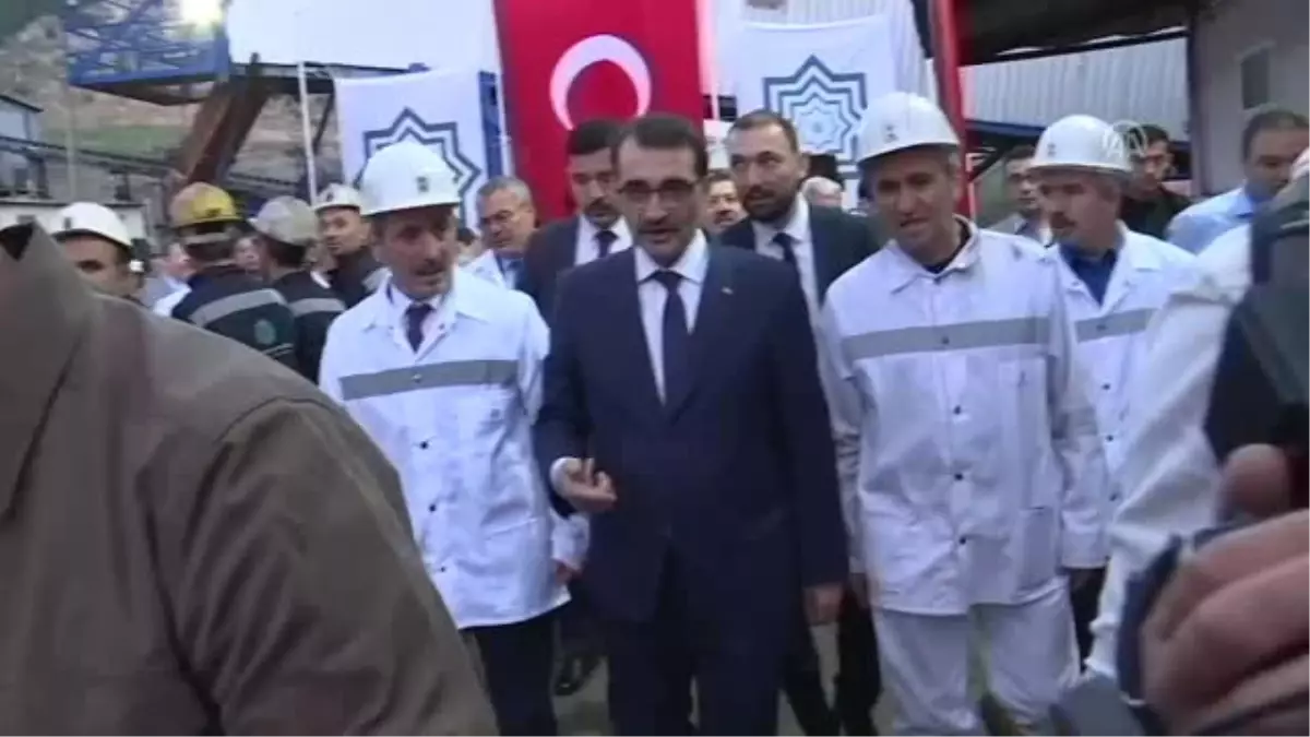 Bakan Dönmez maden işçileriyle iftar yaptı