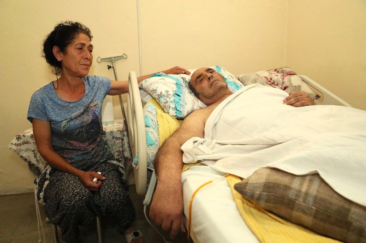 Başkan Seçer\'den hasta şahsa ortopedik yatak