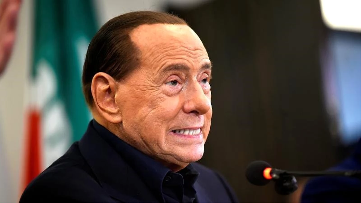 Berlusconi için Antimafya Komisyonu\'ndan \'elverişsizdir\' kararı: AP adayı olmaya uygun değil