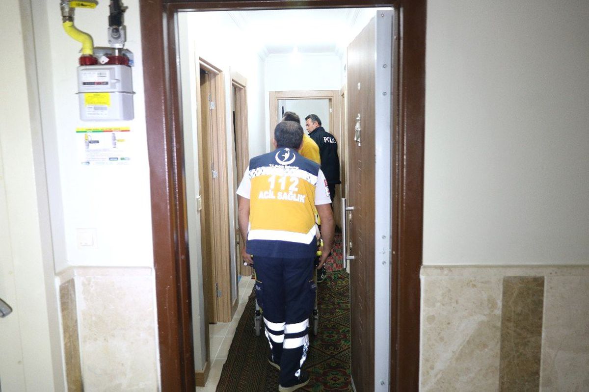 Ders çalışma bahanesiyle buluştular, hastanelik oldular