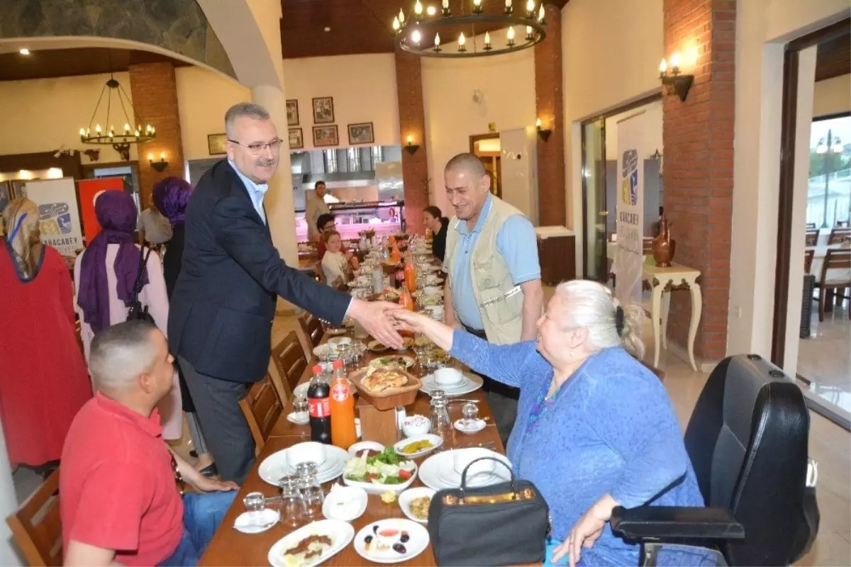 Karacabey\'de şehit ve gazi aileleri iftarda buluştu