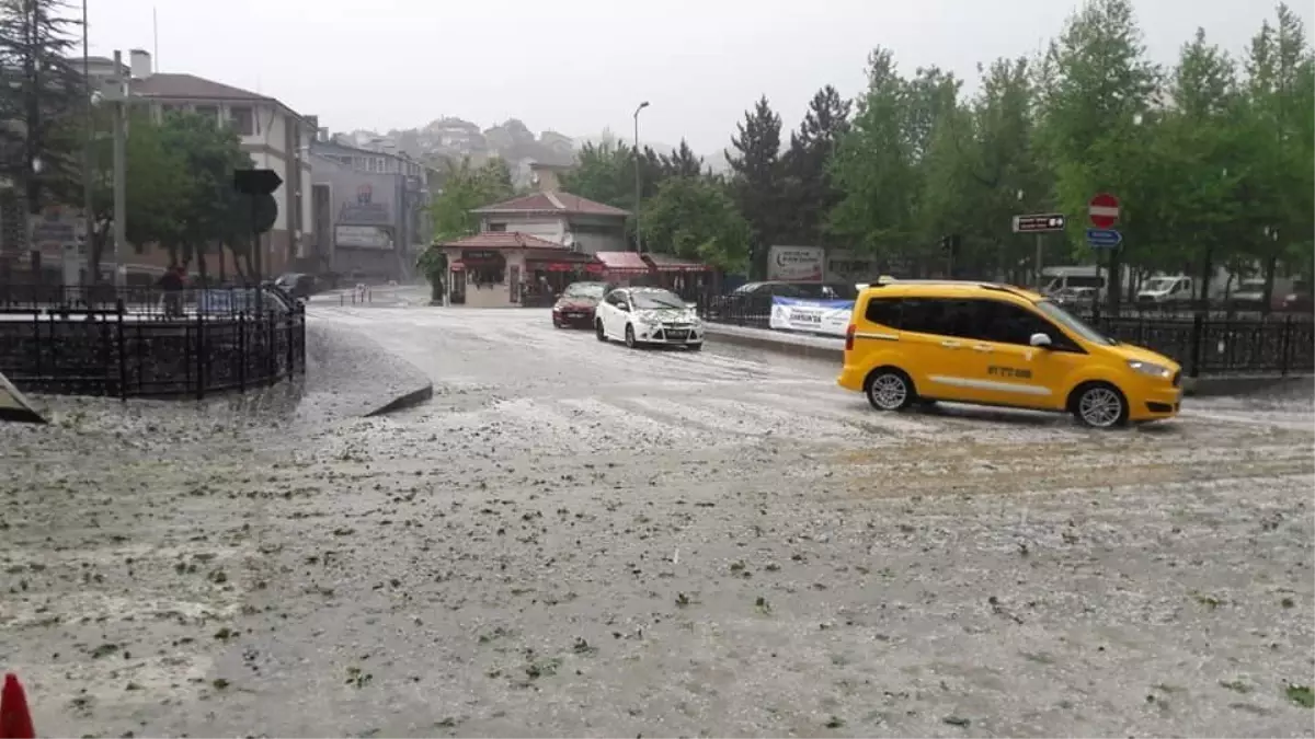 Kastamonu\'da ceviz büyüklüğünde dolu yağışı