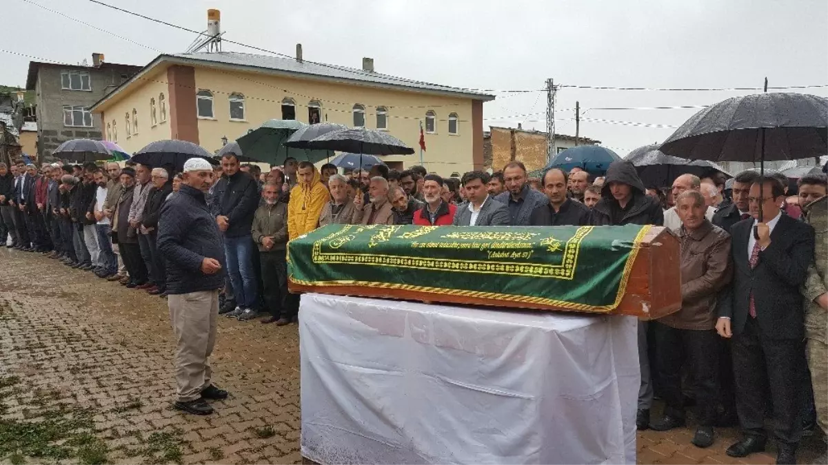 Nişancı son yolculuğuna uğurlandı