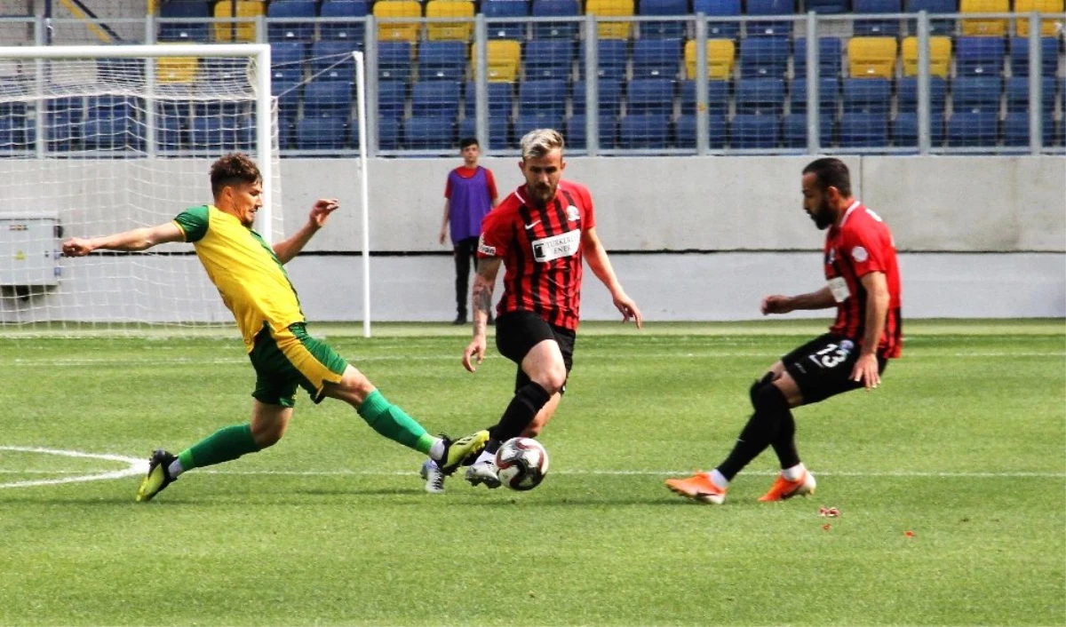 Van Büyükşehir Belediyespor TFF 2. Lig\'e yükseldi
