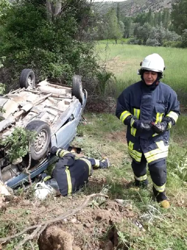 Yozgat’ta otomobil şarampole devrildi 1 ölü, 4 yaralı Son Dakika