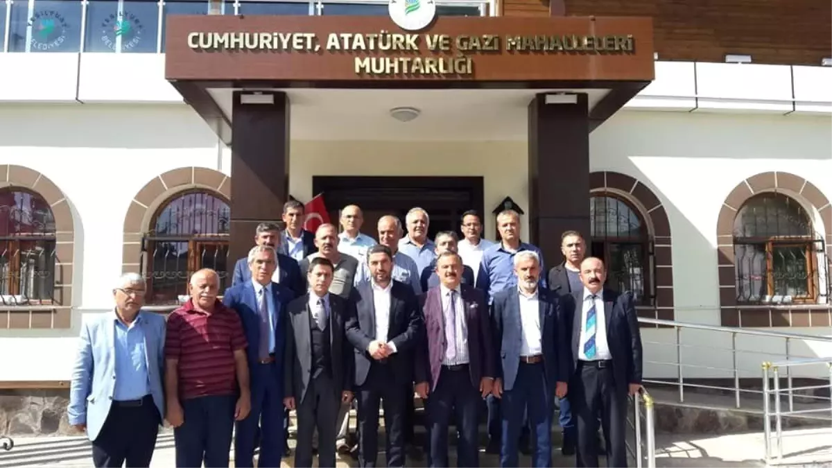 CHP\'li Kiraz\'dan Yeşilyurt Muhtarlar Derneği\'ne ziyaret