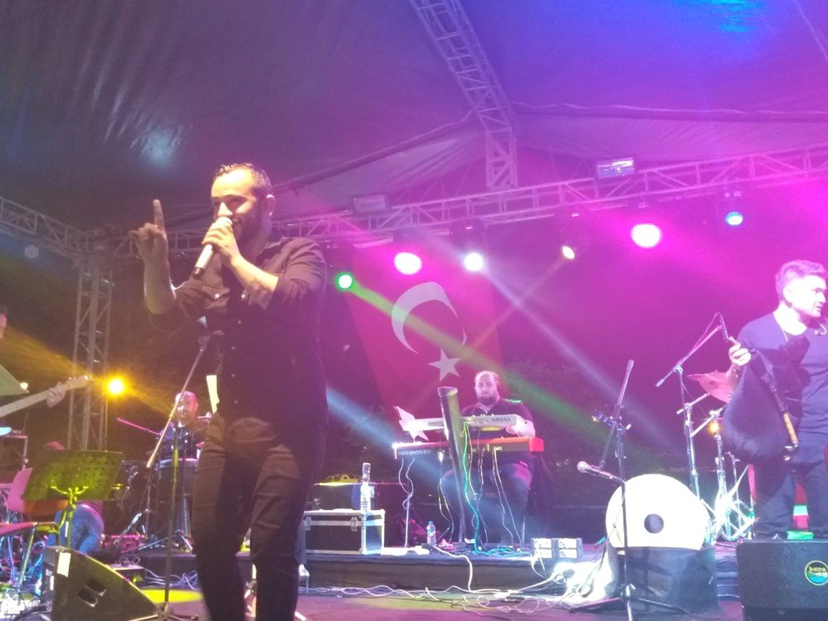 Erciş\'te 9. Uluslararası İnci Kefal Göçü Kültür ve Sanat Festivali