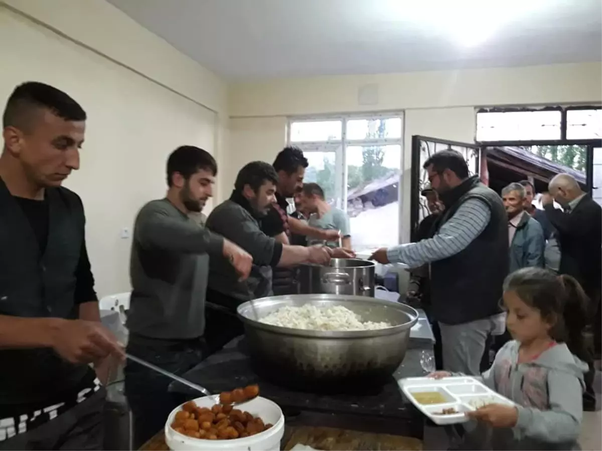 İş adamından iftar