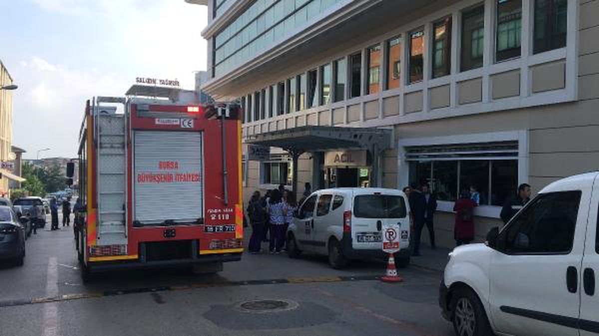 Özel hastanede yangın paniği