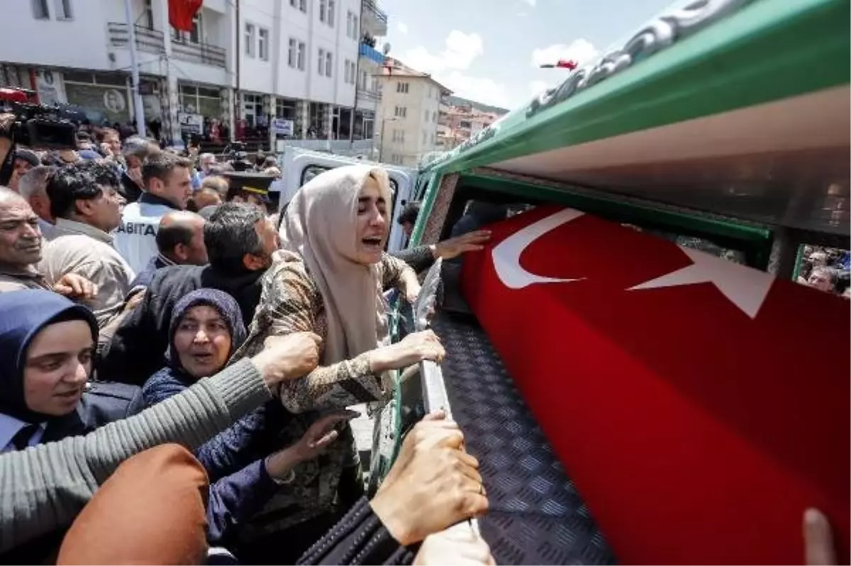 Şehit Mehmet Köklü, Yozgat\'ta toprağa verildi