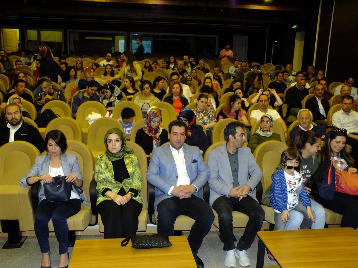Sivas\'ta "Sultan Şehir Öğretmen Buluşmaları" programı