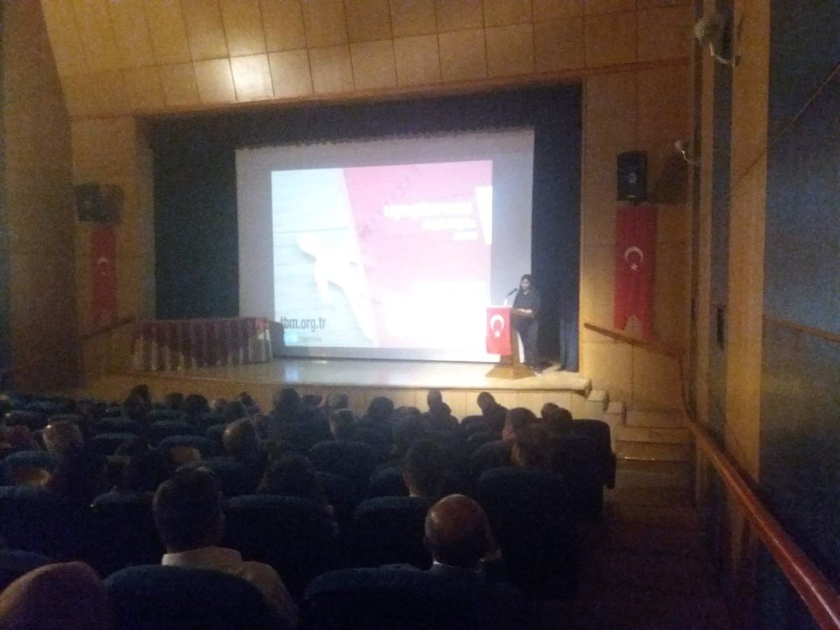 Tatvan\'da "Madde bağımlılığı" semineri düzenledi