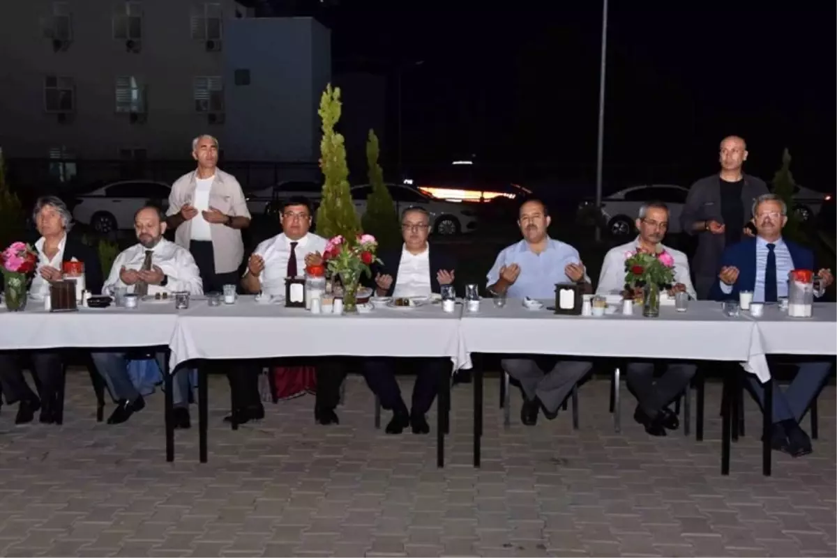 Vali Su, Tarsus Ceza İnfaz Kurumları iftar programına katıldı