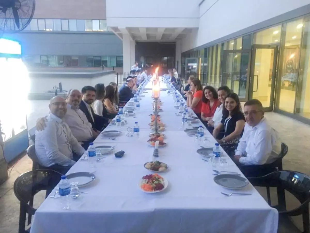 Adana Şehir Hastanesi ailesi iftarda buluştu