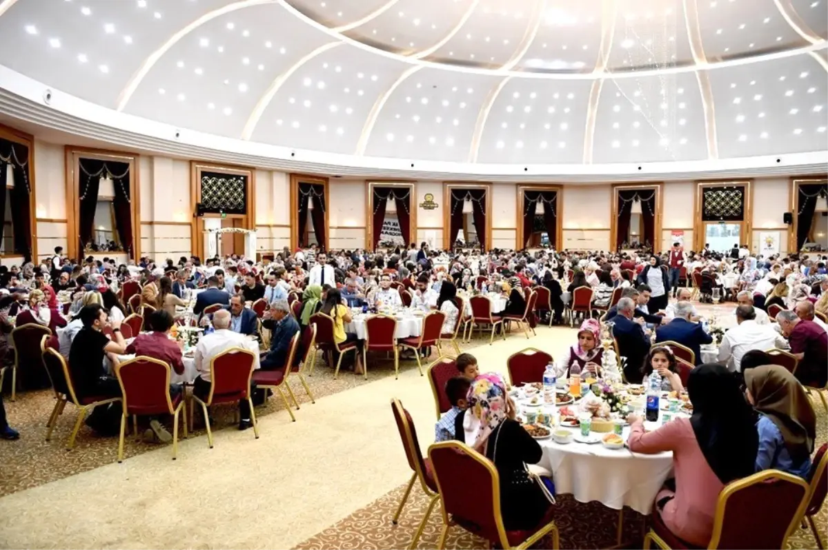 AK Parti\'den iftar yemeği