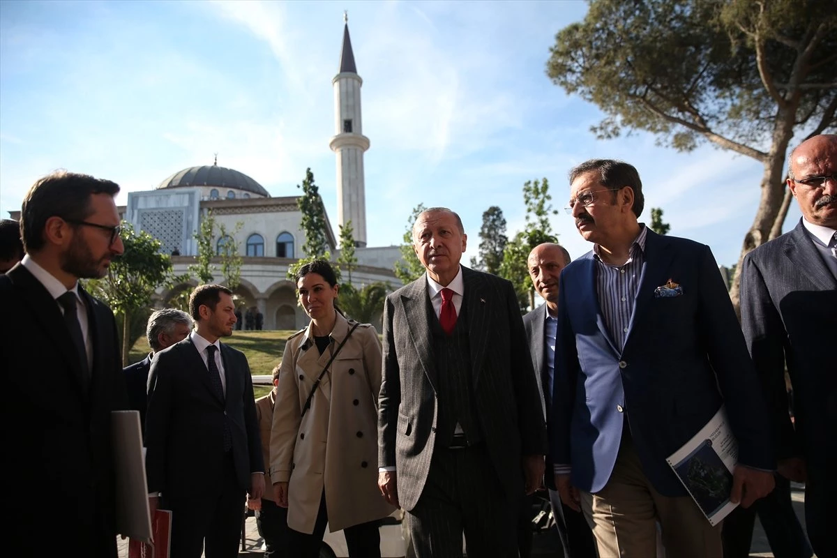 Cumhurbaşkanı Erdoğan\'ın "Demokrasi ve Özgürlükler Adası" ziyareti
