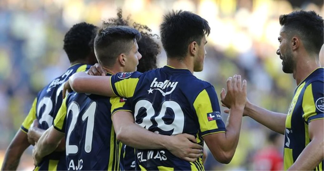 Fenerbahçe Evinde, Antalyaspor\'u 3-1 Yenerek Sezonu Galibiyetle Bitirdi