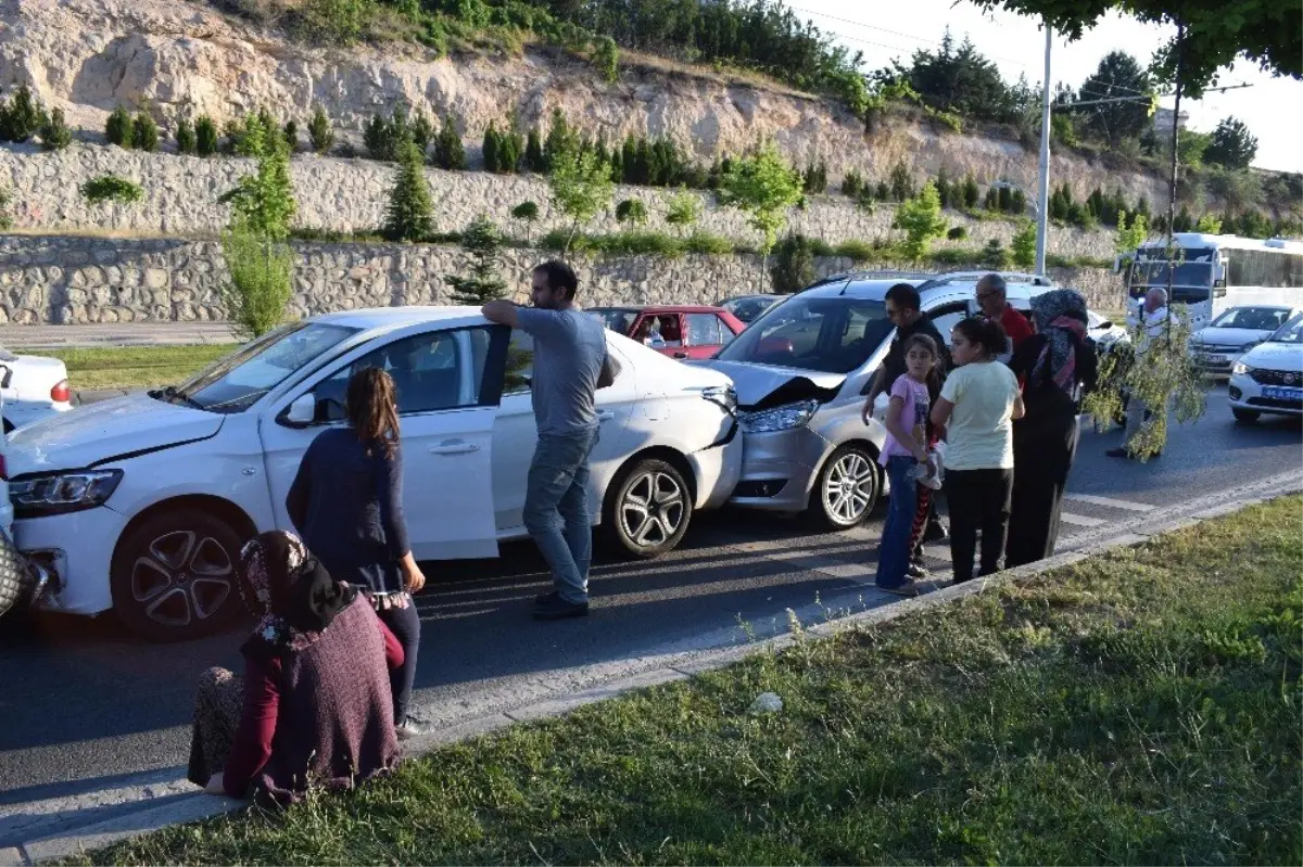 Malatya\'da zincirleme trafik kazası