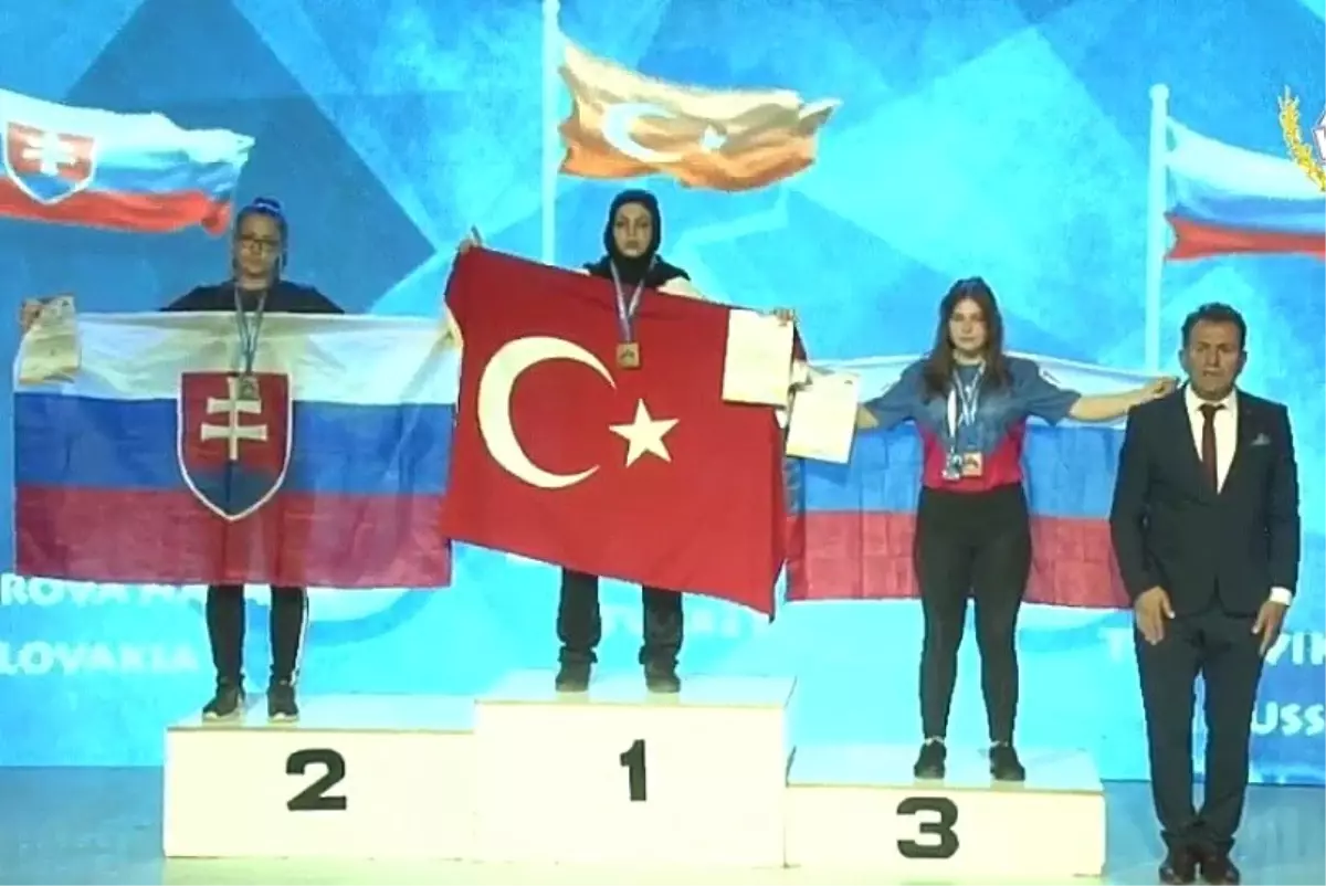 (Özel haber) Abi-kardeş Yunanistan\'da bükmedik bilek bırakmadı