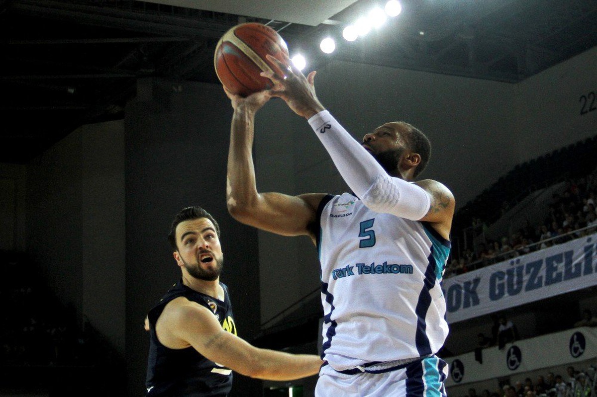 Tahincioğlu Basketbol Ligi: Türk Telekom: 88 - Fenerbahçe Beko: 85
