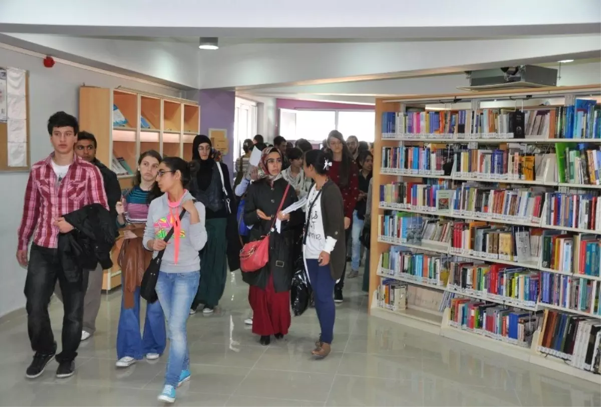 Adıyaman Üniversite Kütüphanesi halkın hizmetine açıldı